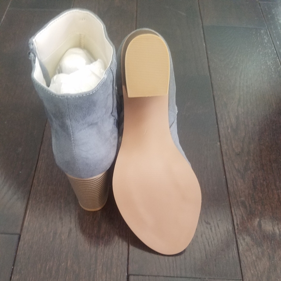 Womens booties - Picture 3 of 3